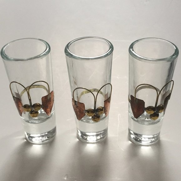 6 Shot Glasses with  📢 Fancy Copper Ring Grips - Picture 2 of 7